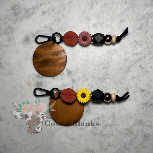 Daisy Silicone Bead Keychain with Leaf Silicone, and Black Silicone Beads with Wooden Disc